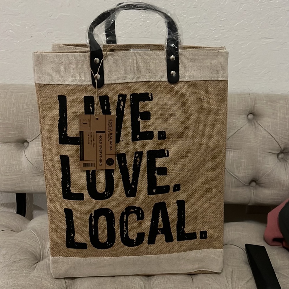 NEW 🏷️ LIVE LOVE LOCAL BAG